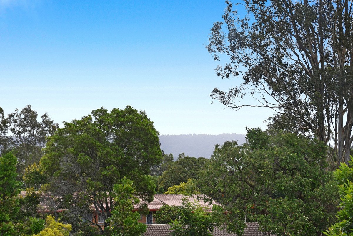 8/6 Tibbing Street Nerang 14