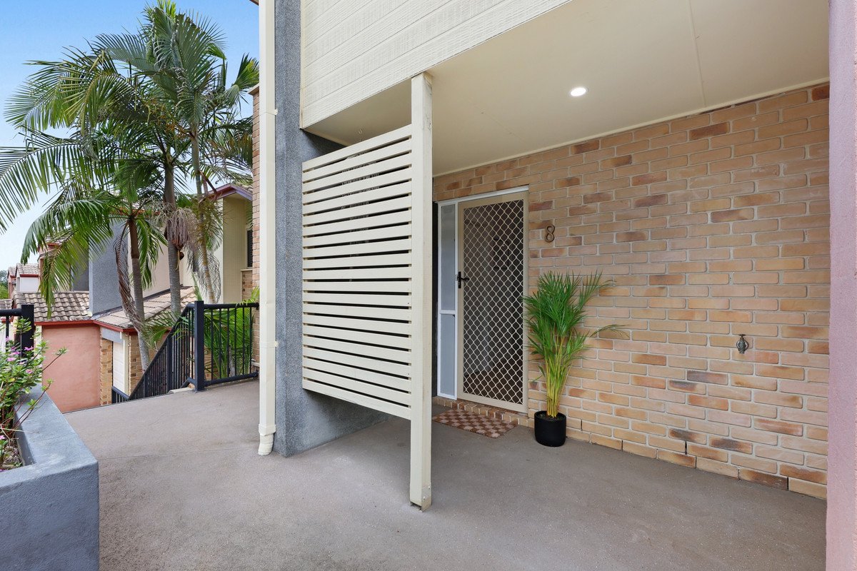 8/6 Tibbing Street Nerang 18