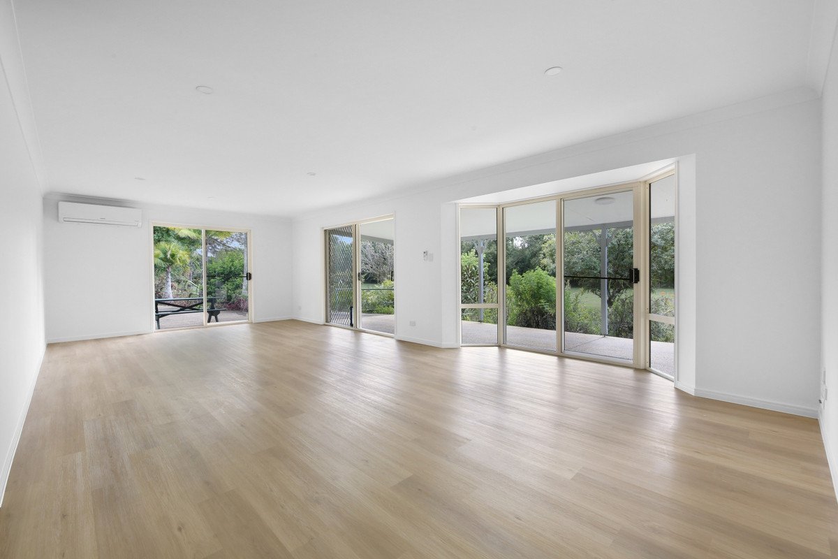 86 Valley Drive Tallebudgera 6