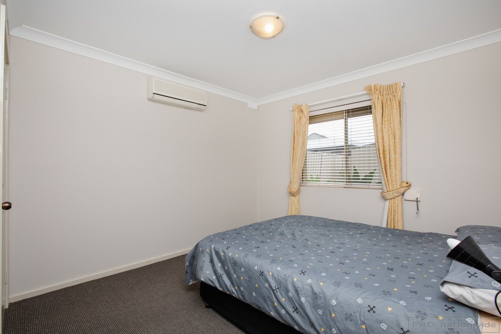 86 Weblands Street RUTHERFORD 9
