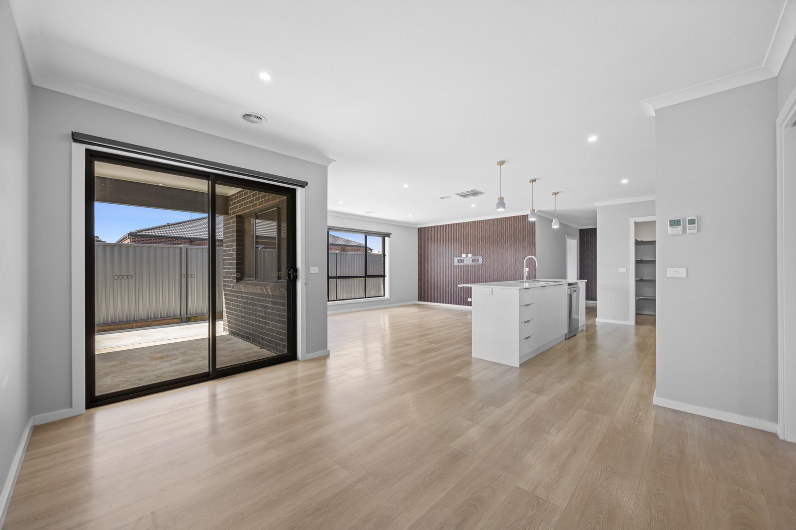 Gallery: 86 Willoby Drive