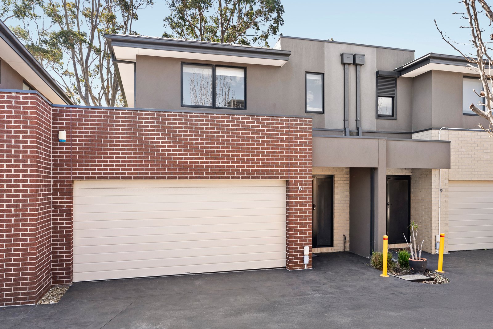 Gallery: 8/61 Centre Dandenong Road