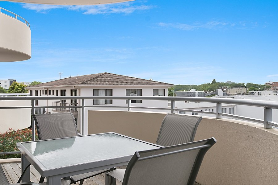 8/61 Donald Street NELSON BAY 9