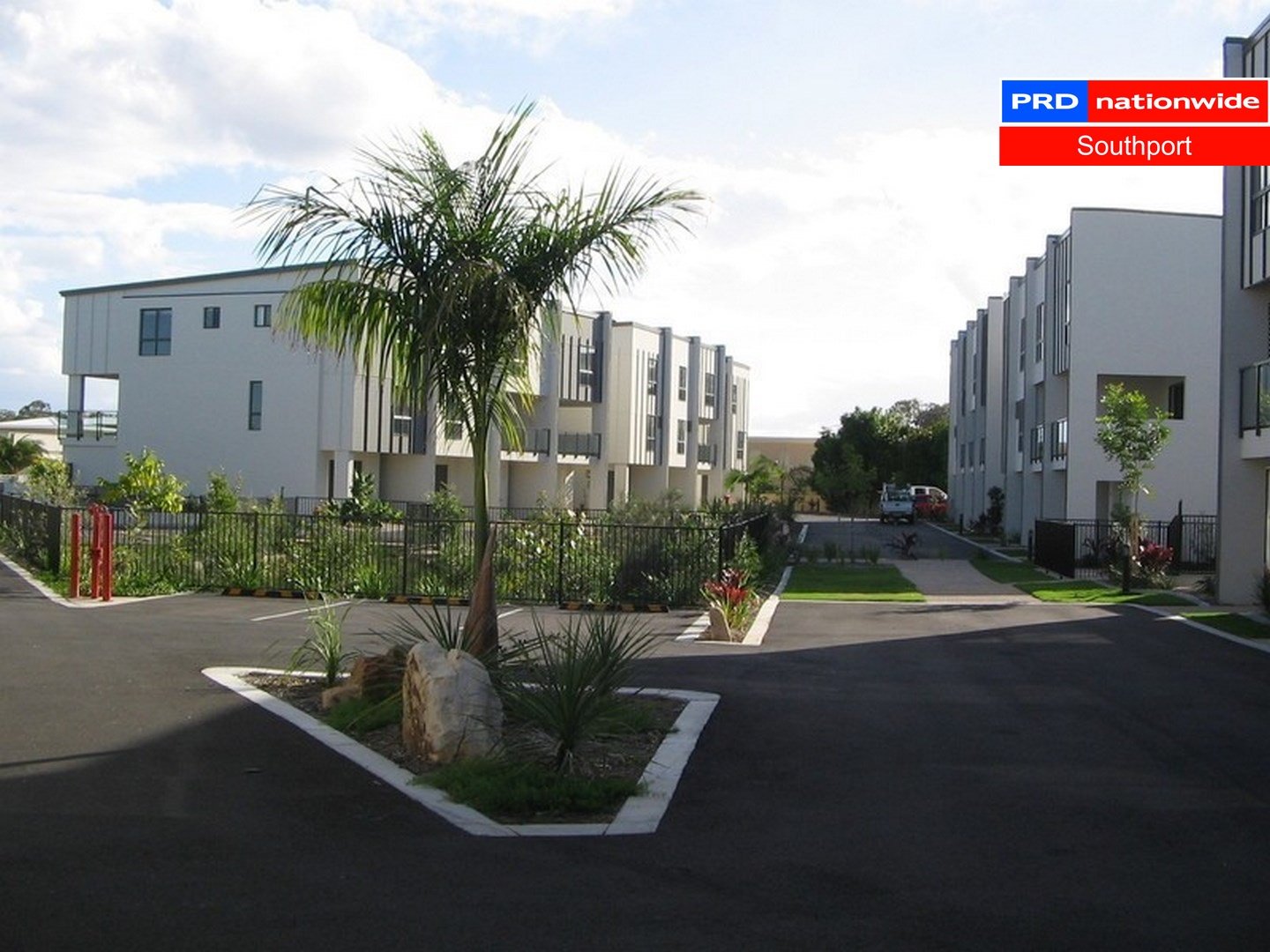 8/61 East Quay Drive BIGGERA WATERS 14