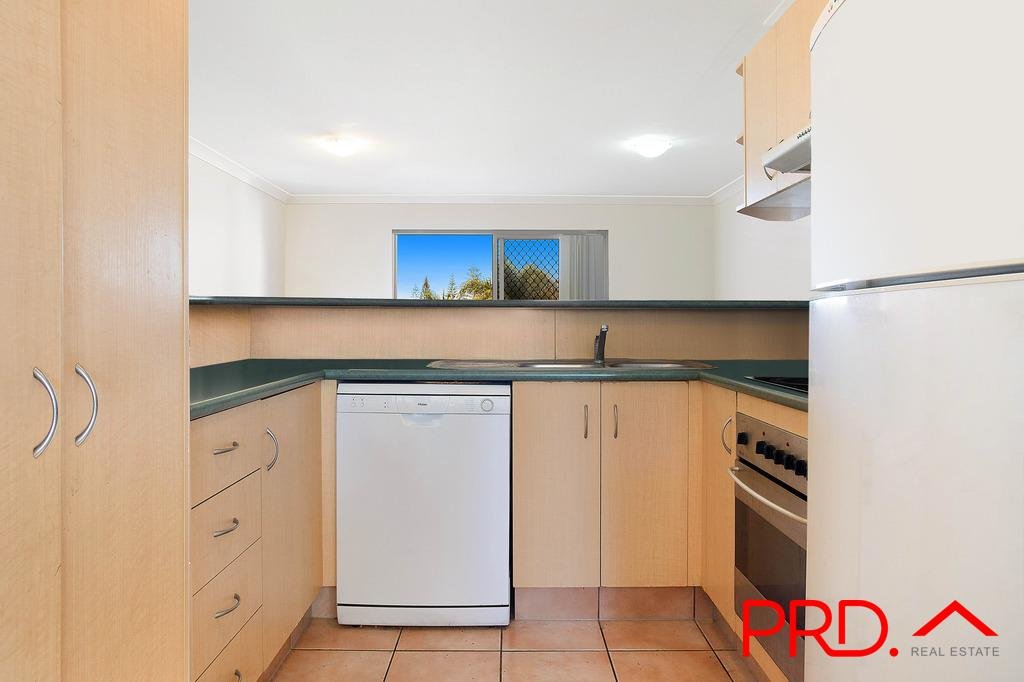 86/150 Marine Parade SOUTHPORT 3
