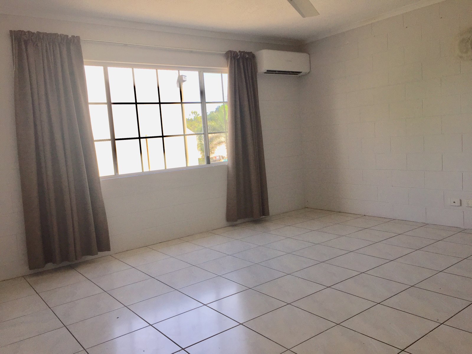 86/3 Eshelby Drive CANNONVALE 7