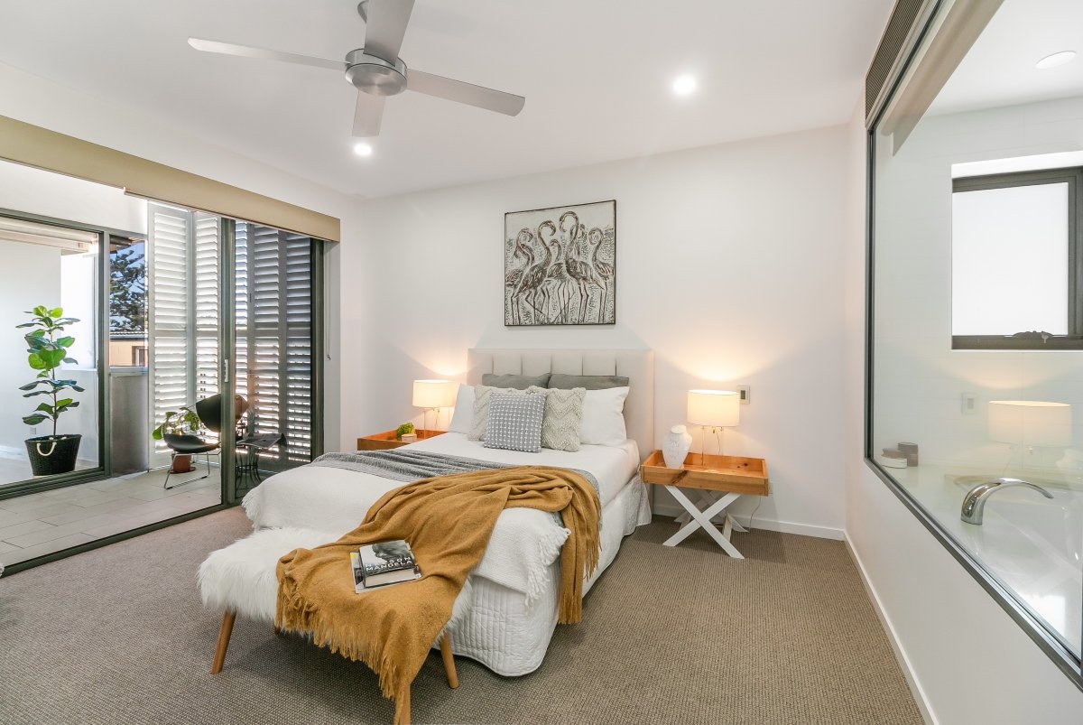 8/64 The Esplanade BURLEIGH HEADS 7