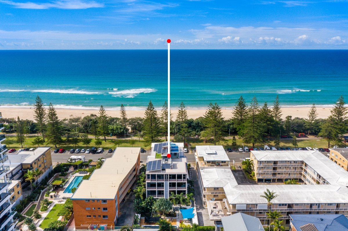 8/64 The Esplanade BURLEIGH HEADS 16
