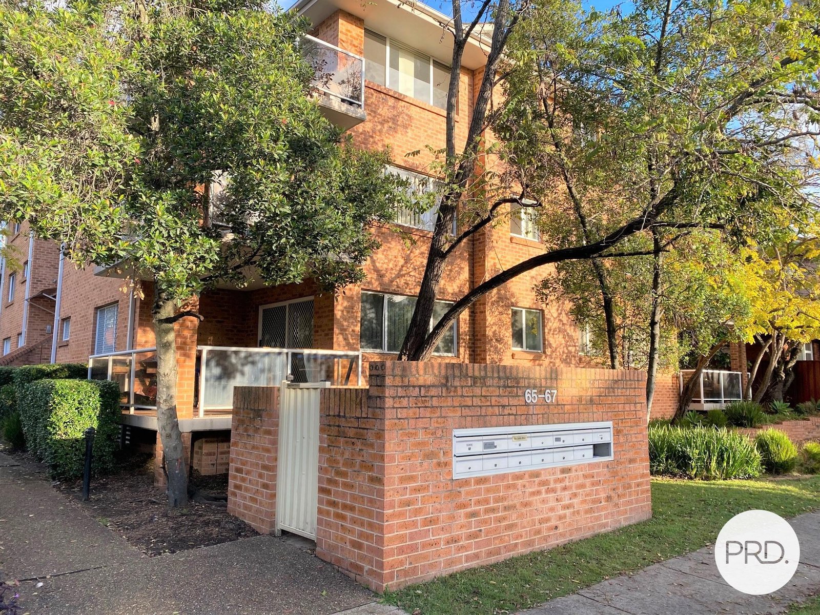 8/65 Pitt Street MORTDALE 7