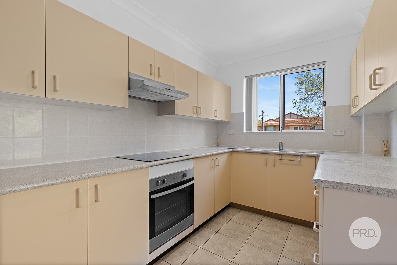 8/65 Pitt Street MORTDALE 4