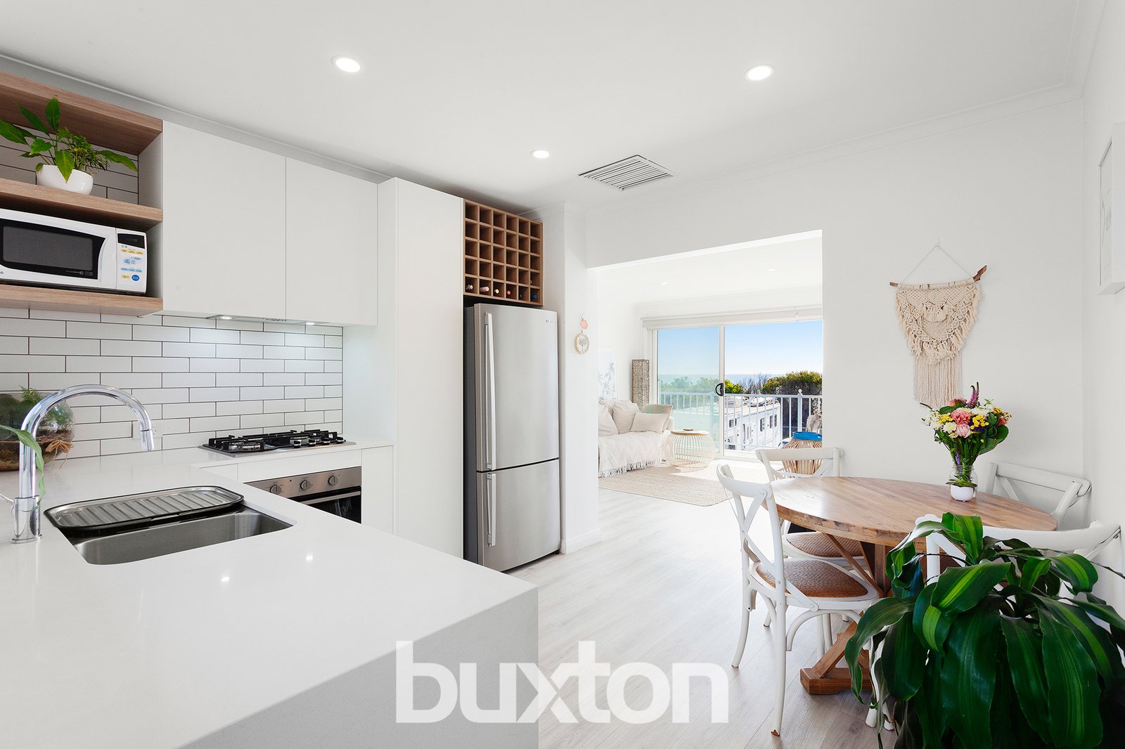 Gallery: 8/653-654 Nepean Highway