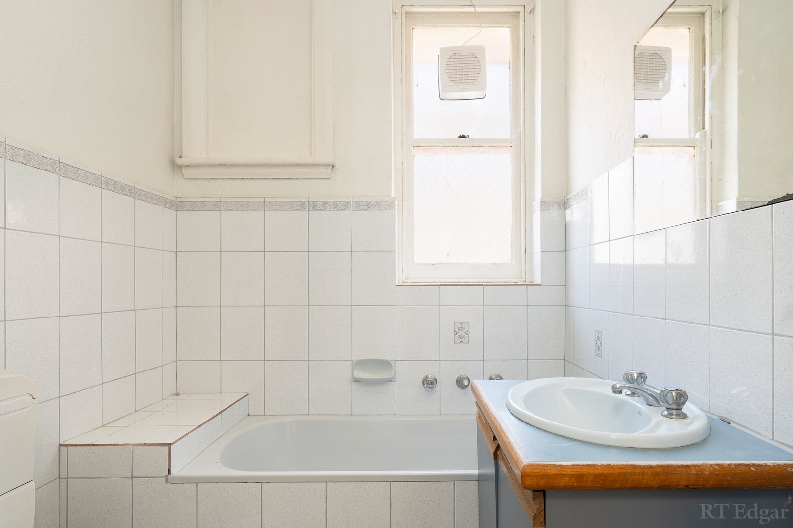 Real Estate and Property in 866 High Street, Armadale, VIC