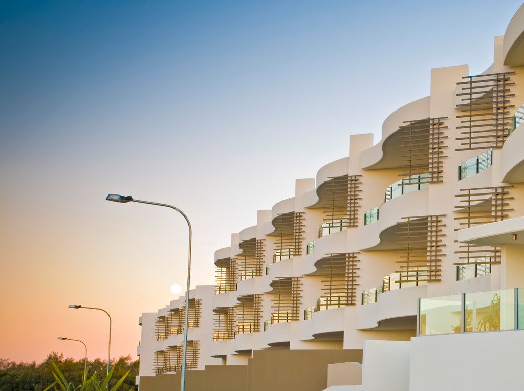 8/685 Casuarina Way CASUARINA 1