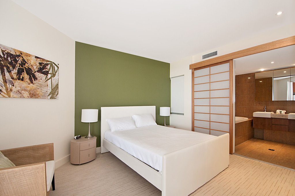 8/685 Casuarina Way CASUARINA 3