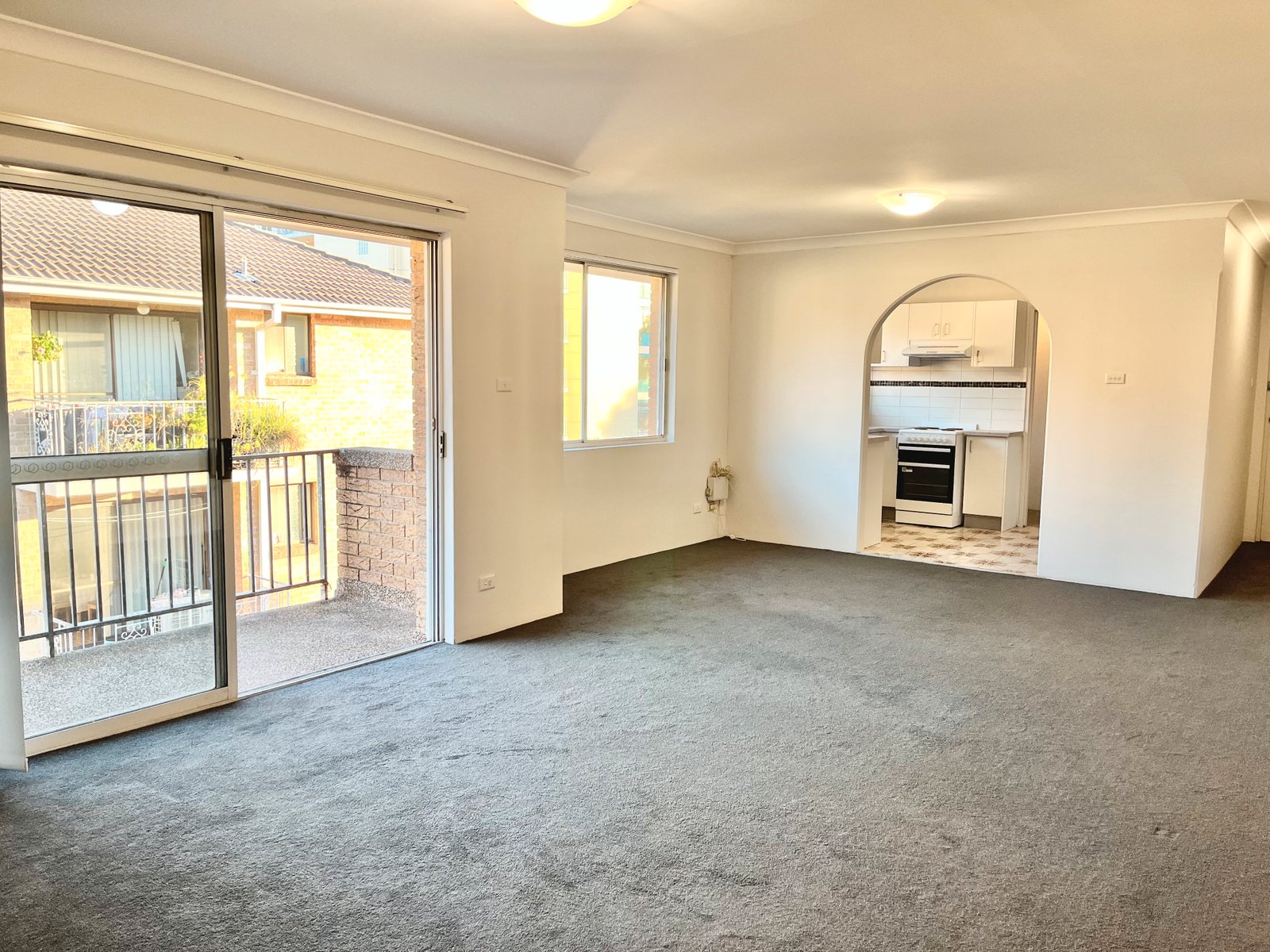 8/69 Goulburn Street LIVERPOOL 2