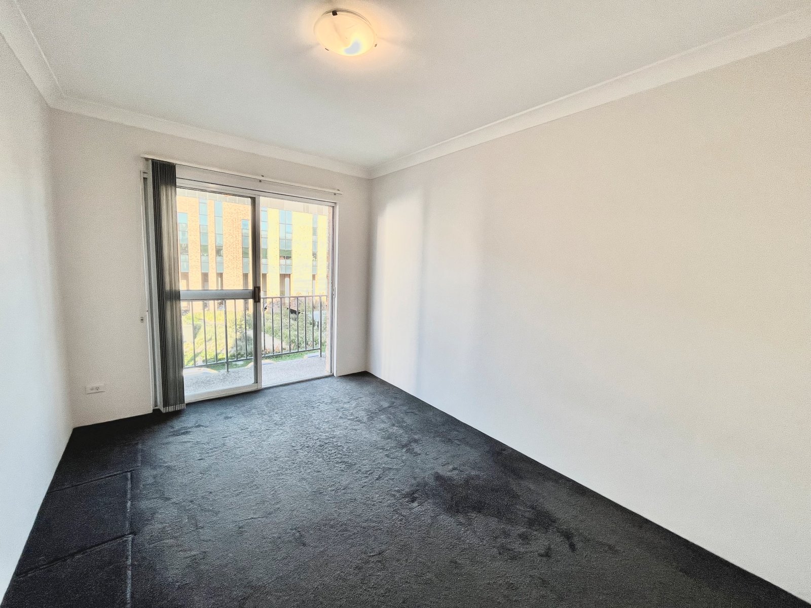 8/69 Goulburn Street LIVERPOOL 6