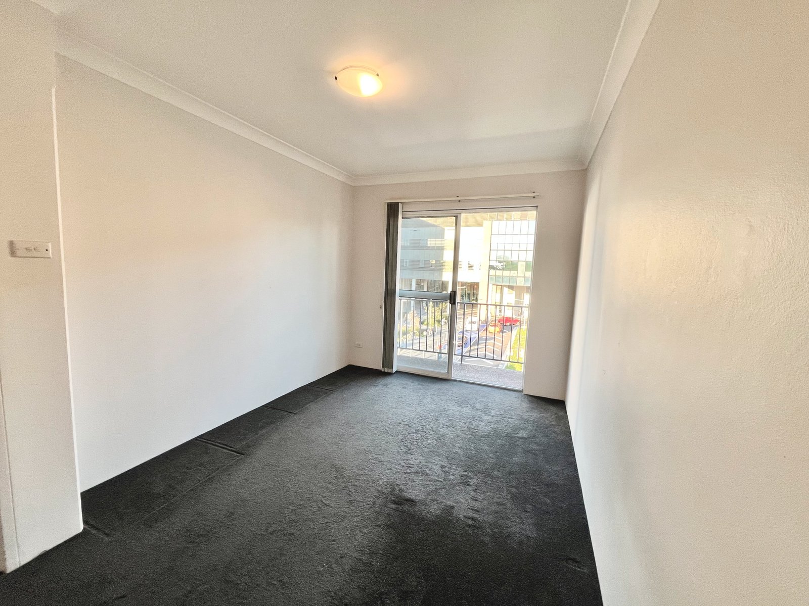 8/69 Goulburn Street LIVERPOOL 7