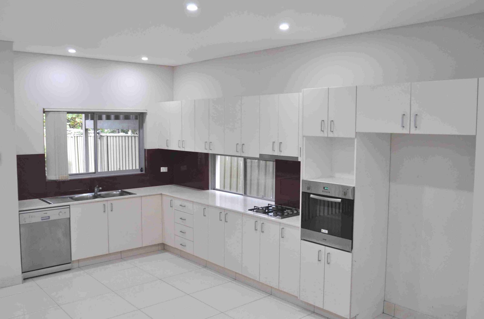 86a Dreadnought St  ROSELANDS 3