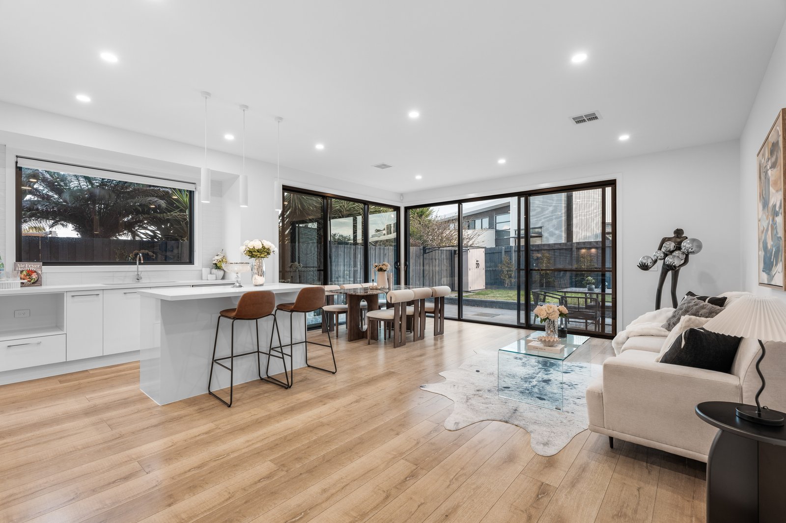 Gallery: 86B Beddoe Avenue
