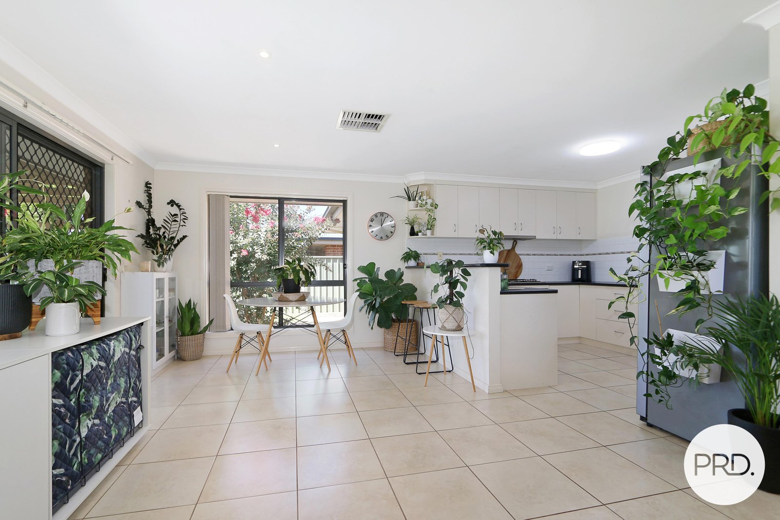 87 Adams Street JINDERA 5