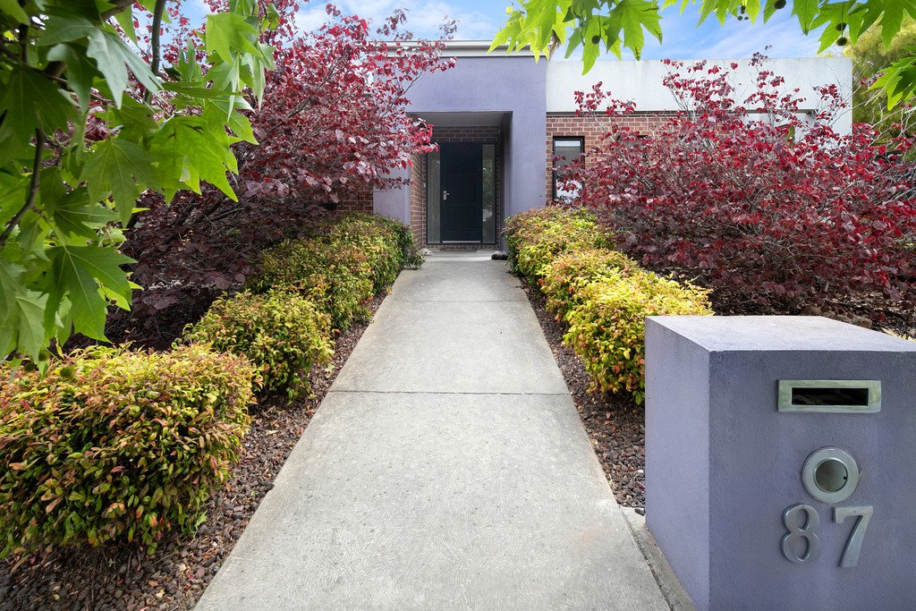 87 Alfredton Drive ALFREDTON 1