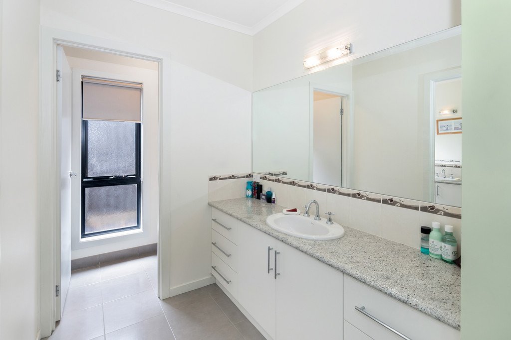 87 Alfredton Drive ALFREDTON 8