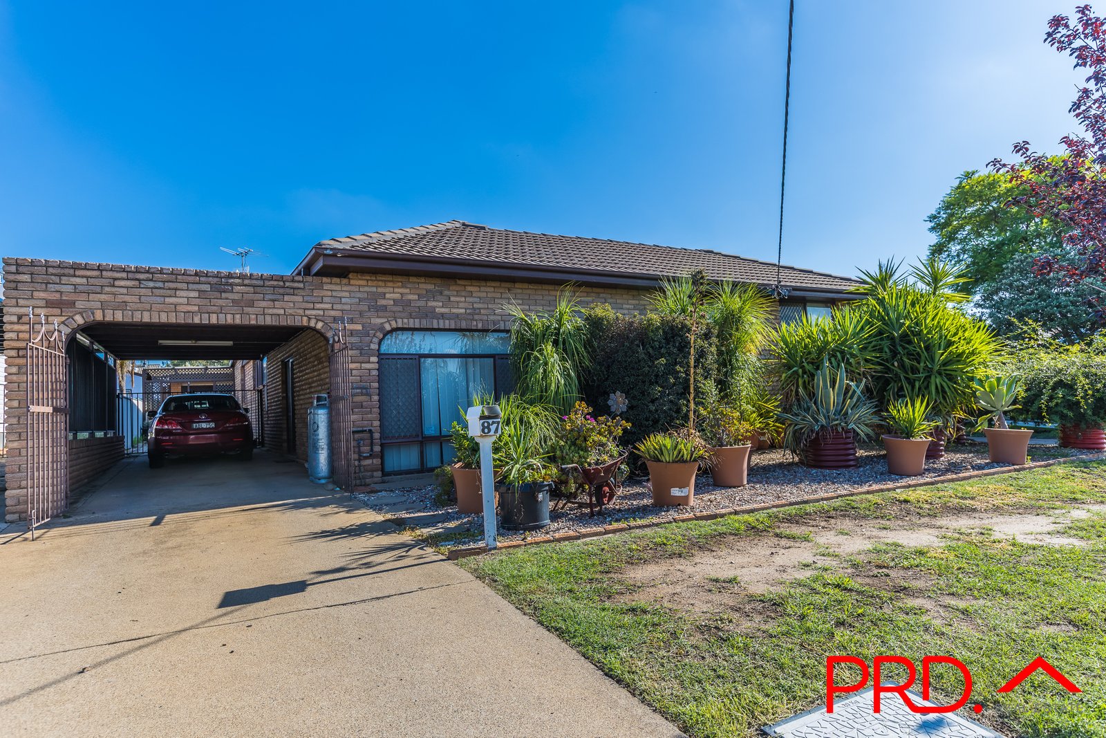 87 Anthony Road TAMWORTH 2