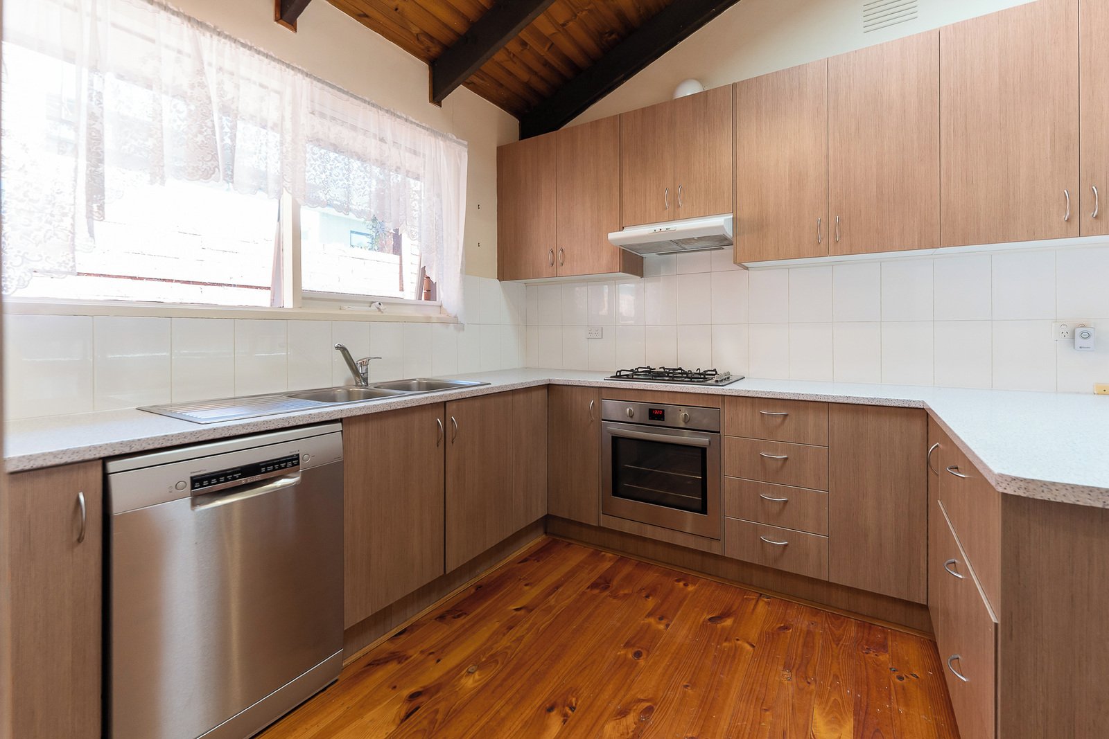 Gallery: 87 Asling Street