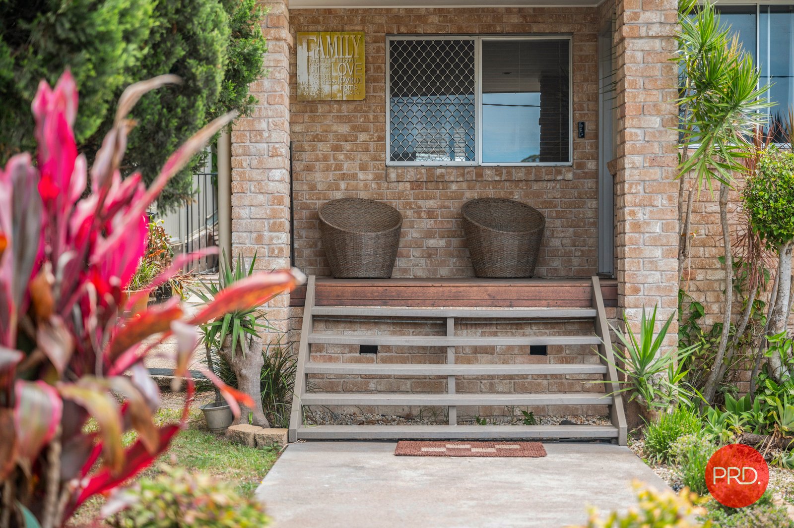 87 Azalea Avenue COFFS HARBOUR 4