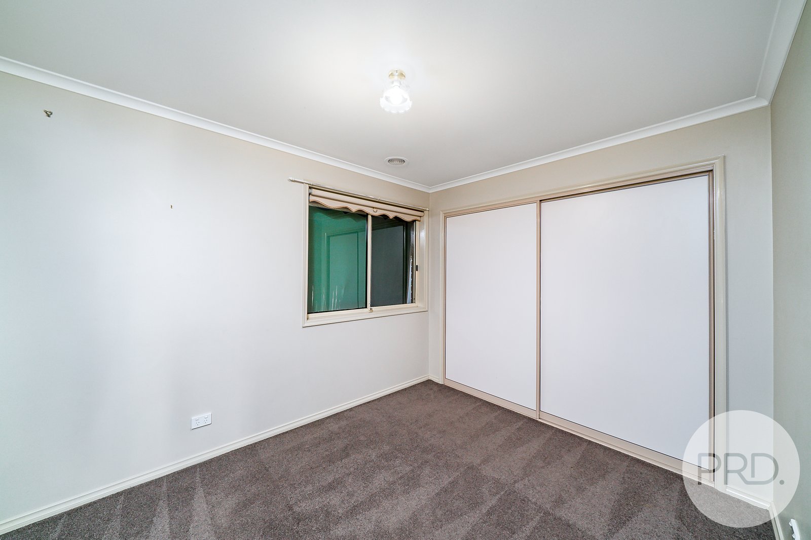 87 Balleroo Crescent GLENFIELD PARK 8