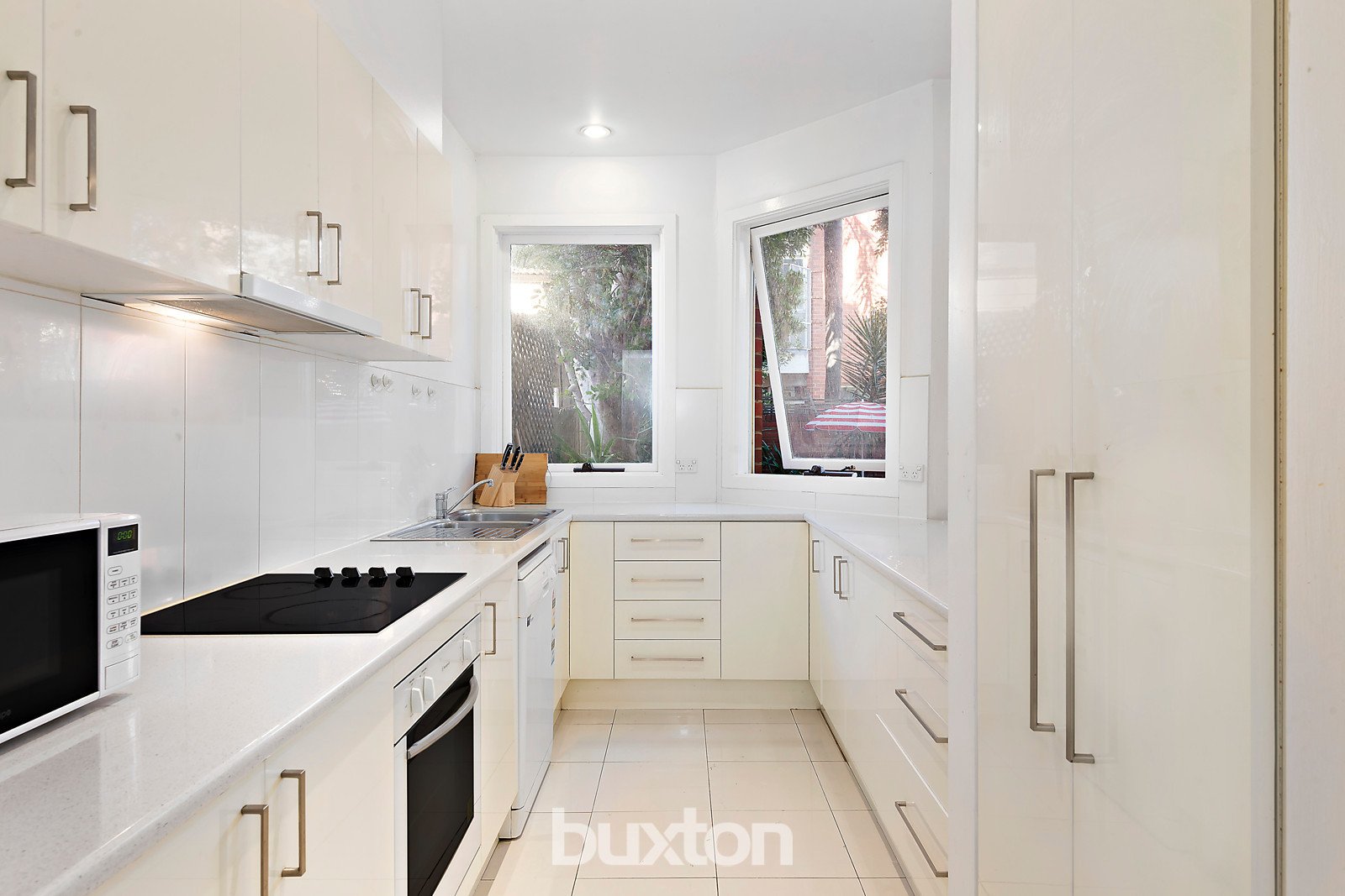 Gallery: 87 Bank Street