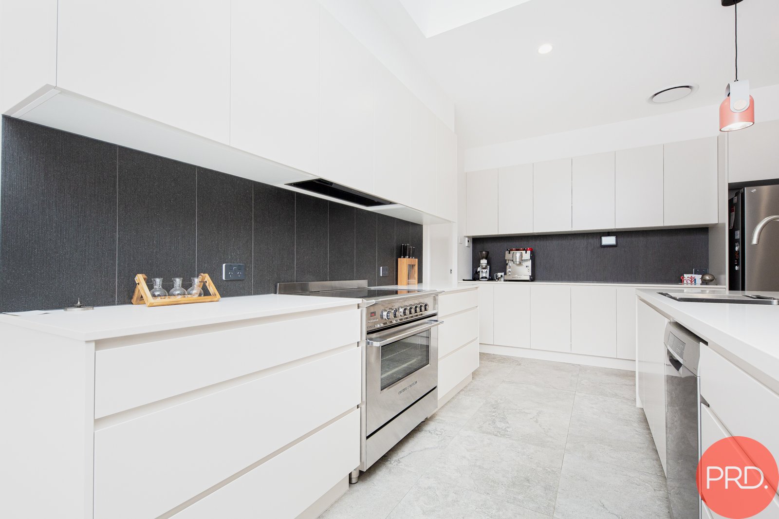 87 Billabong Parade CHISHOLM 11