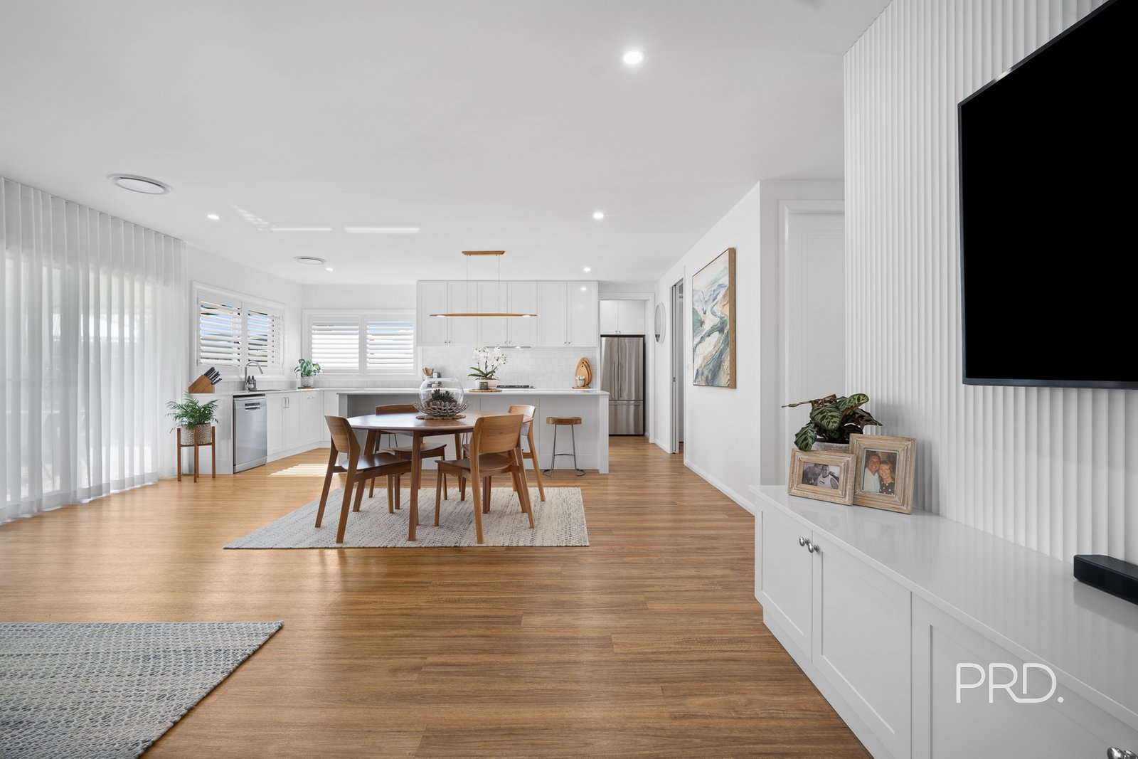 87 Bradman Drive BOOROOMA 4