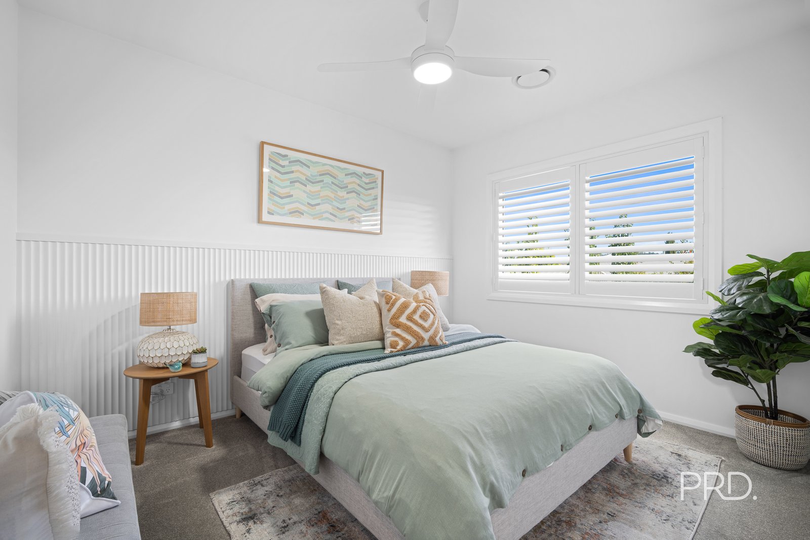 87 Bradman Drive BOOROOMA 13