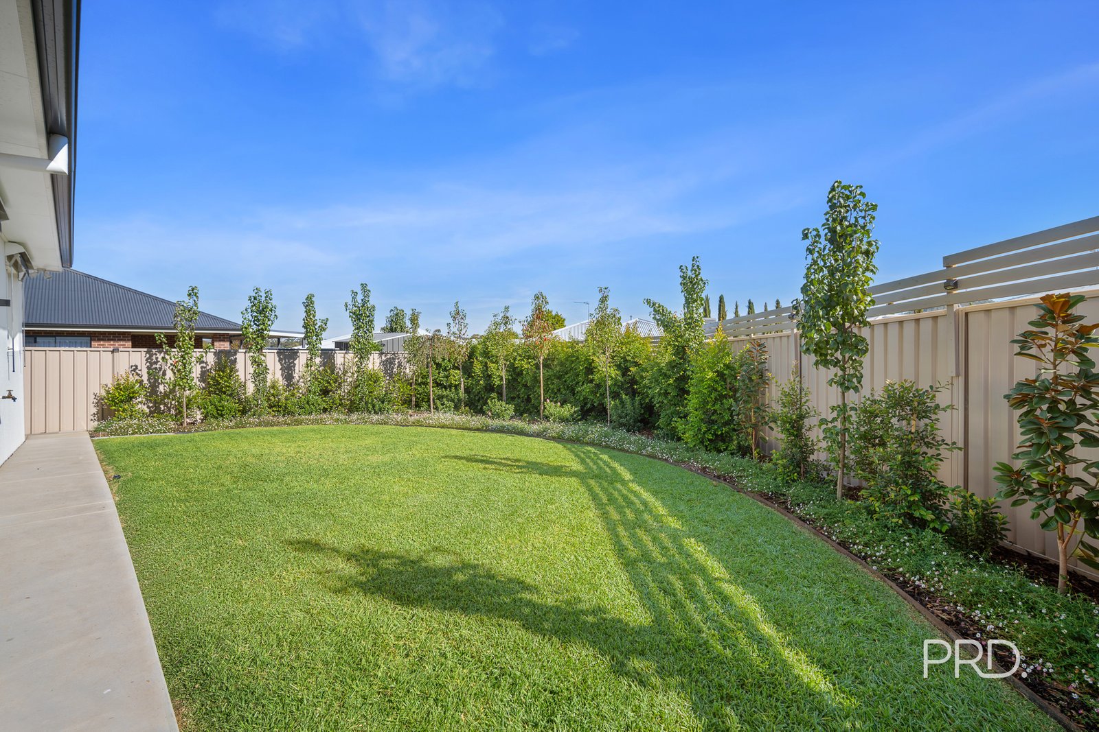87 Bradman Drive BOOROOMA 25