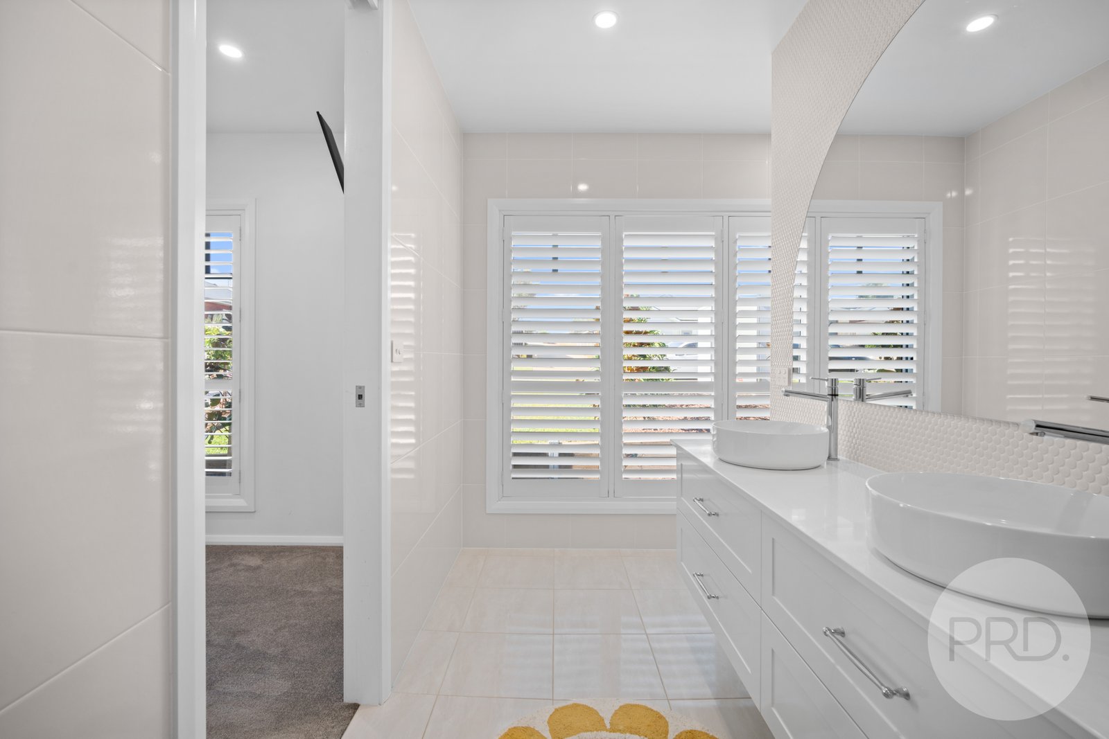 87 Bradman Drive BOOROOMA 13