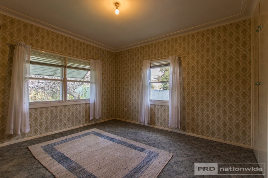 87 Broughton Street TUMUT 3