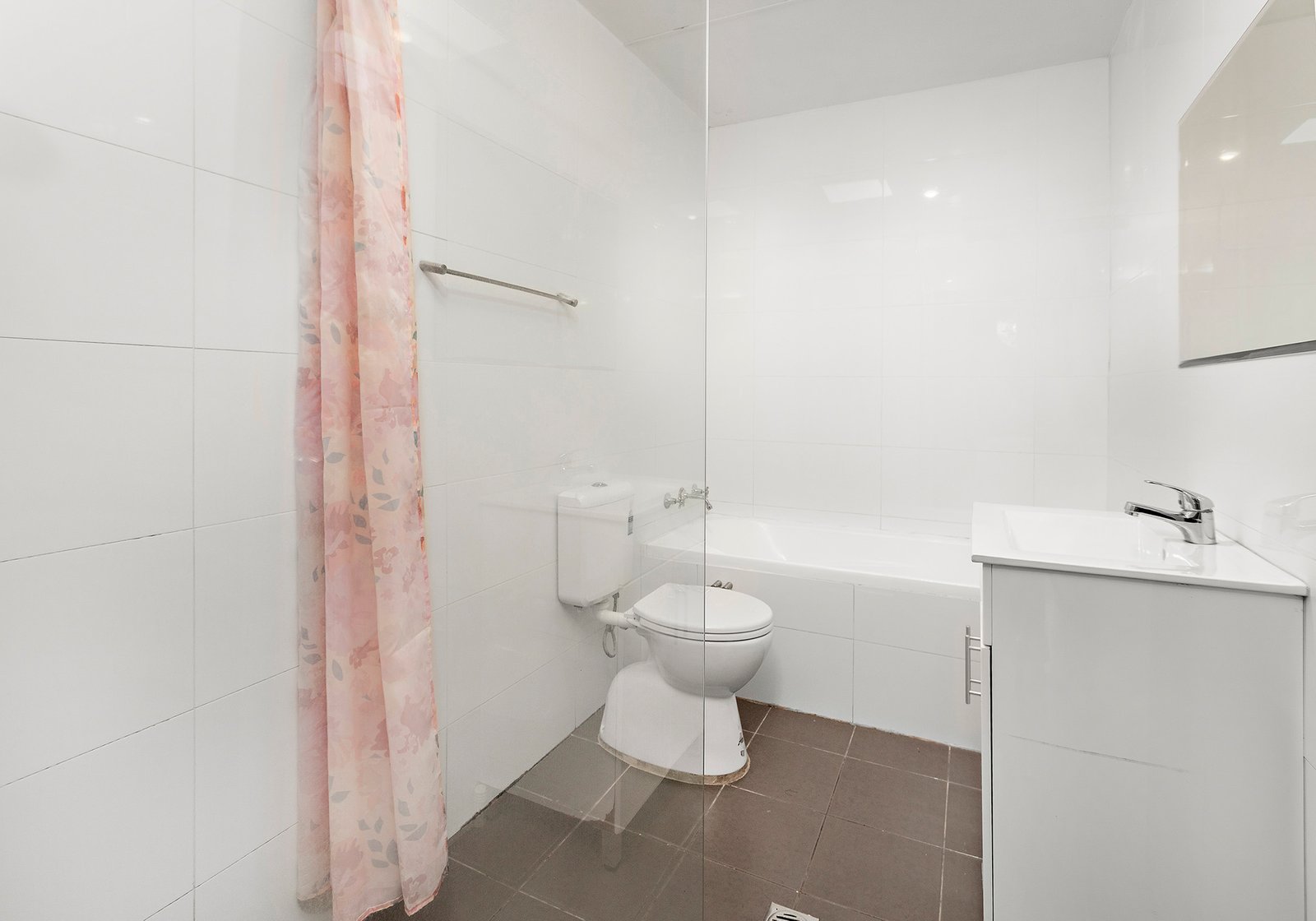 87 Burke Road DAPTO 5