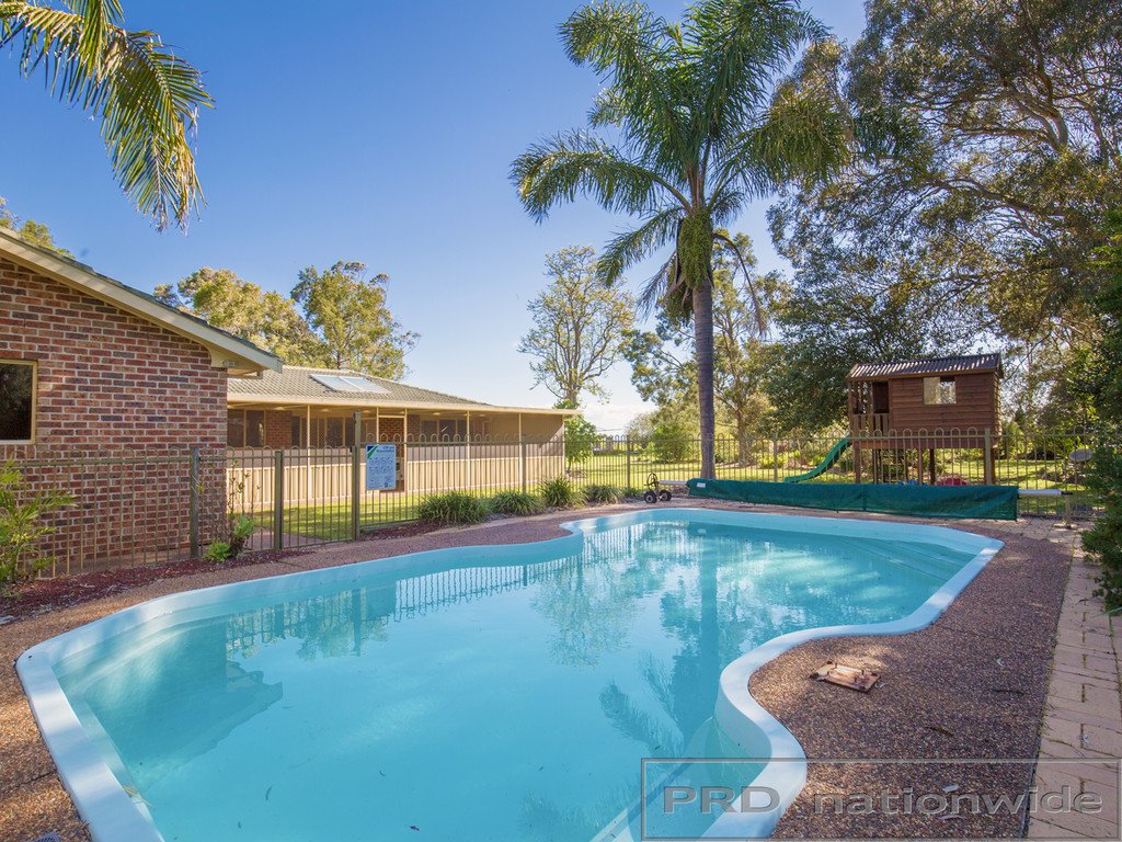 87 Clarence Street WALLALONG 18