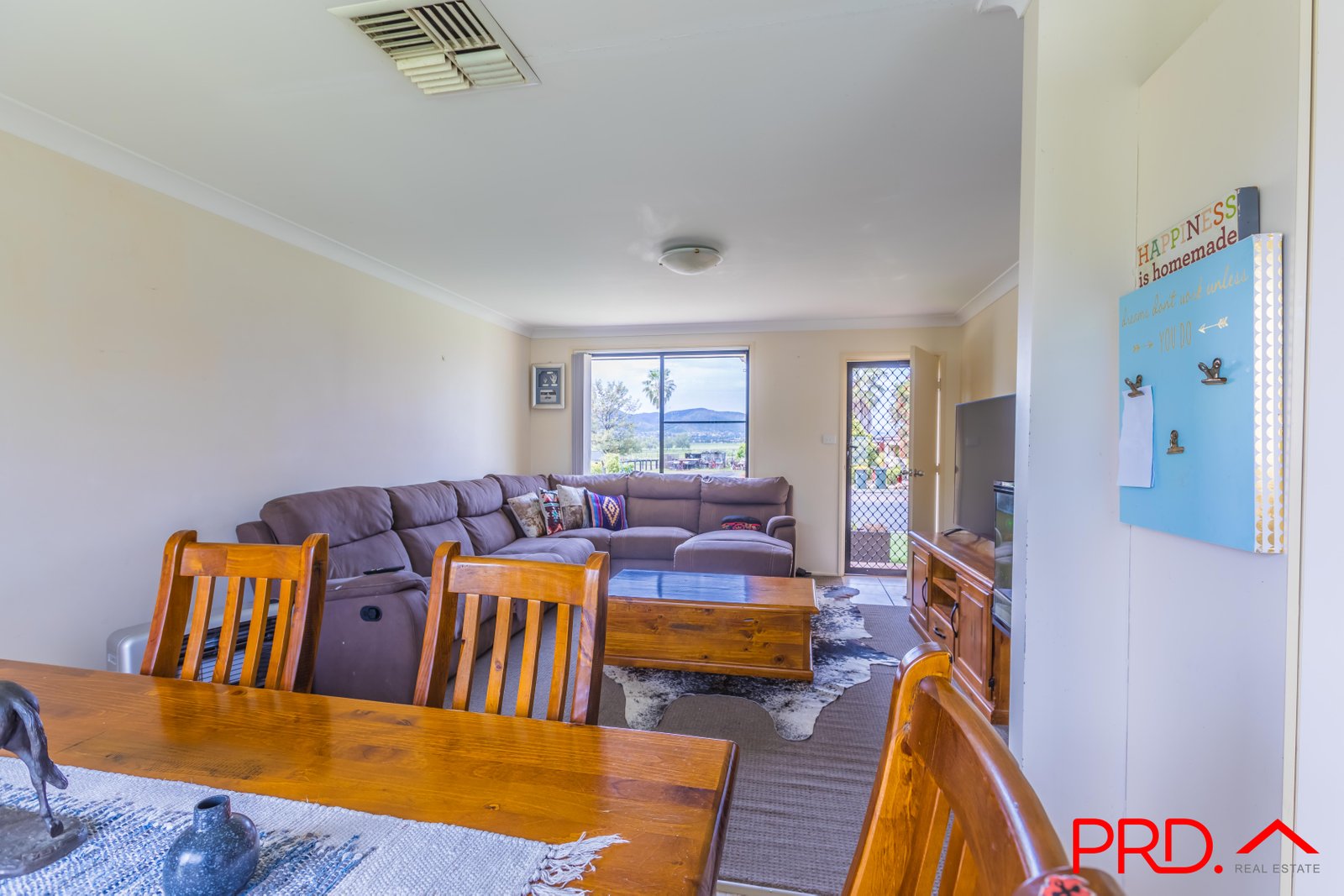 87 Evans Street TAMWORTH 12