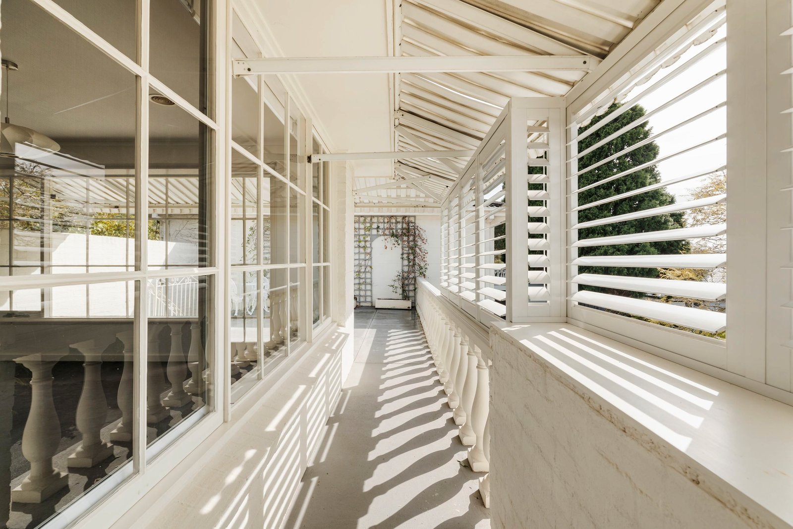 Real Estate and Property in 8/7 Ferncroft Avenue , Malvern East, VIC