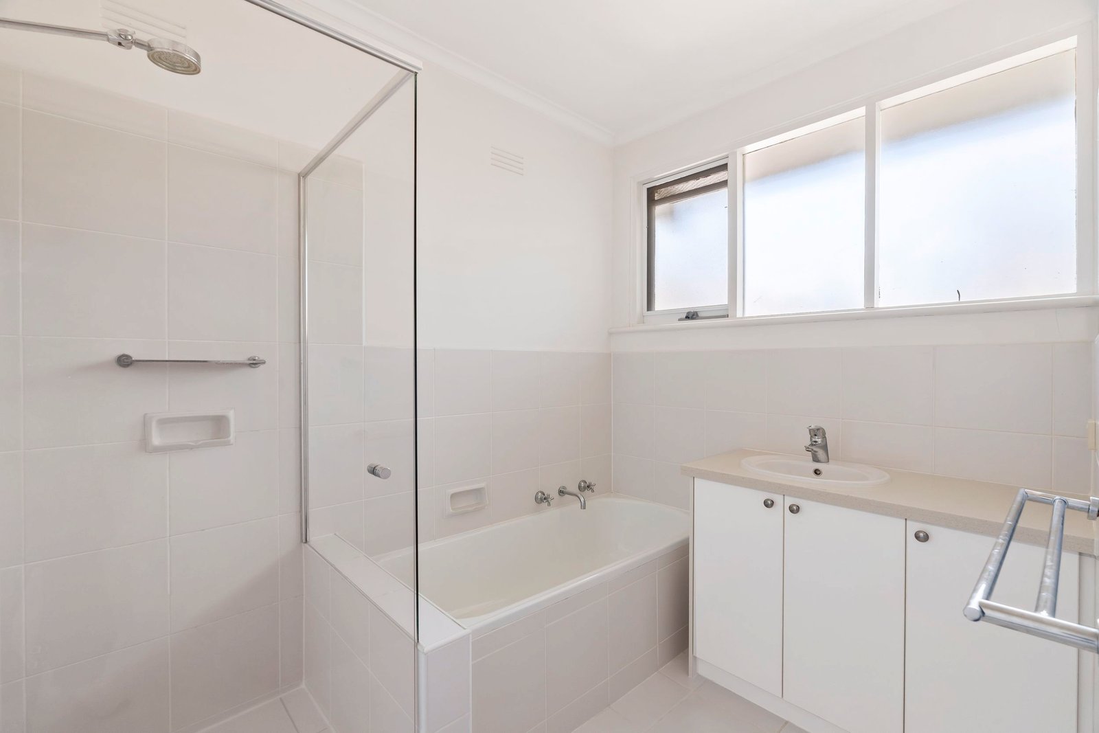 Real Estate and Property in 8/7 Ferncroft Avenue , Malvern East, VIC