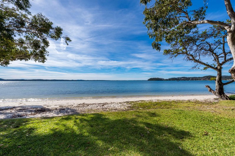 87 Foreshore Drive SALAMANDER BAY 17