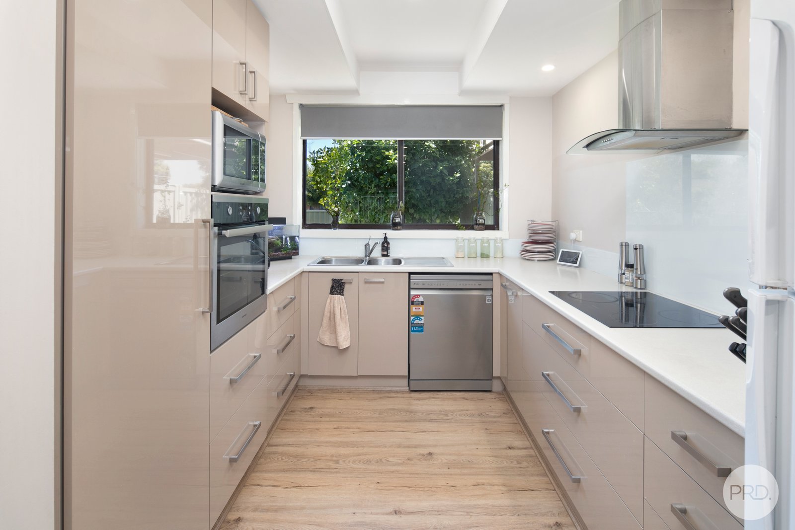 87 Grandview Grove WENDOUREE 7