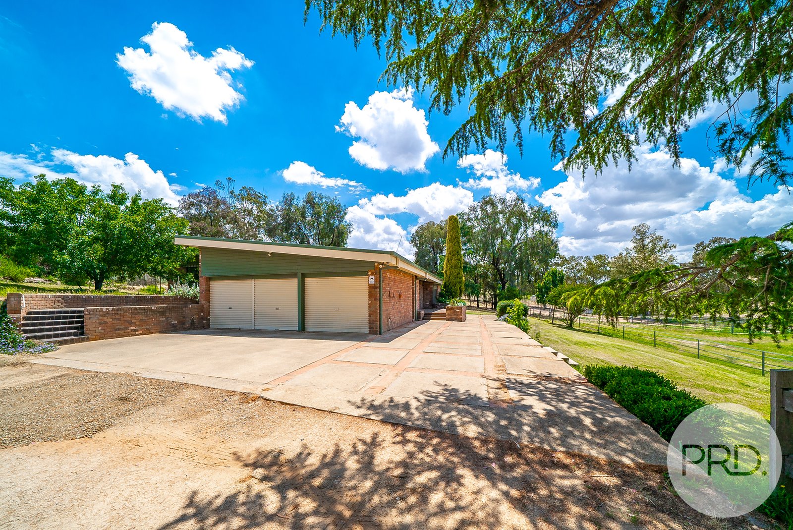 87 Hillary Street NORTH WAGGA WAGGA 19