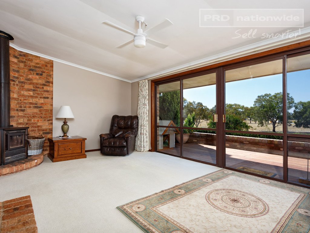 87 Hillary Street NORTH WAGGA WAGGA 9