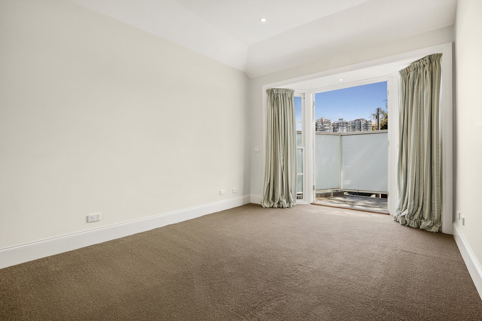 Real Estate and Property in 87 Hope Street, South Yarra, VIC