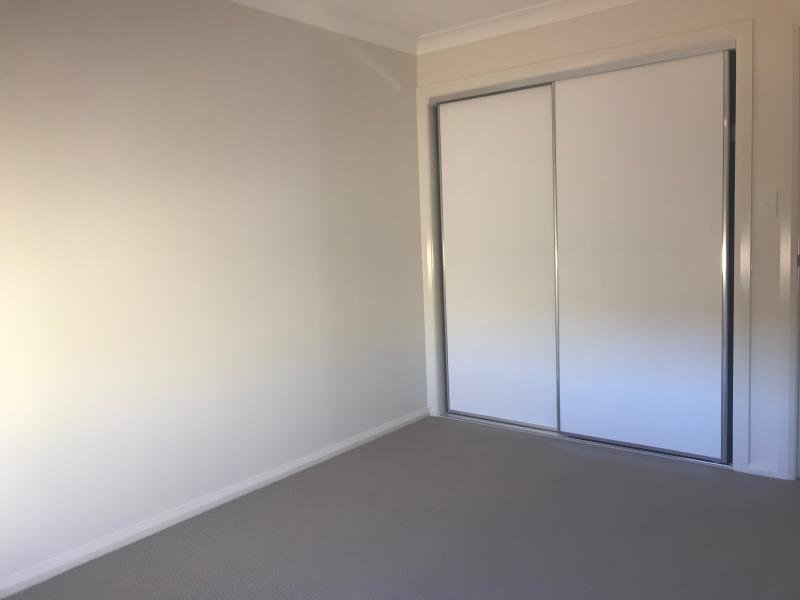 87 Kenny Drive TAMWORTH 5