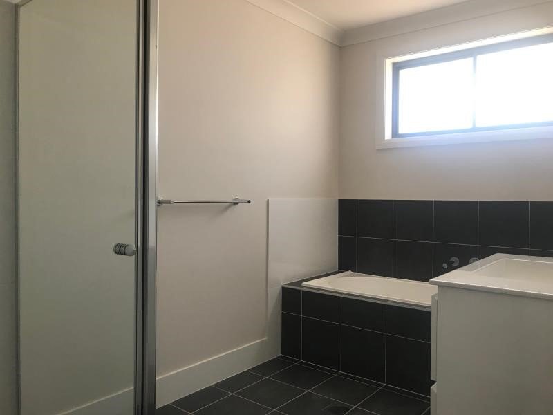 87 Kenny Drive WEST TAMWORTH 6