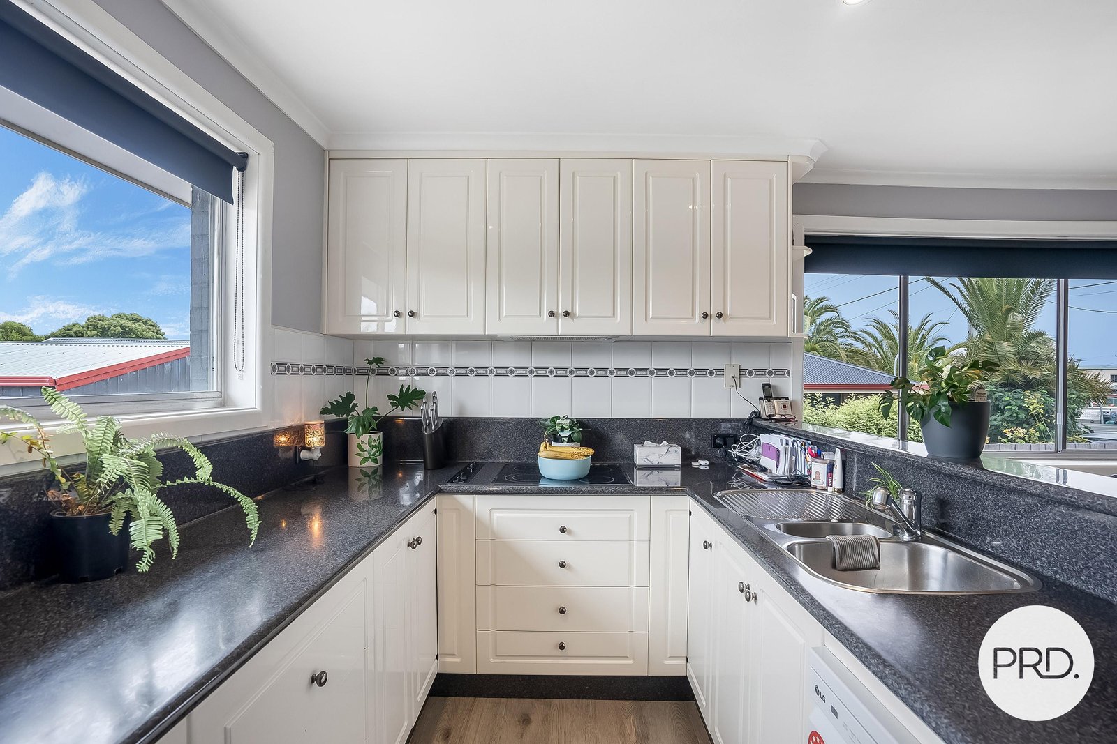 87 Main Road SORELL 11